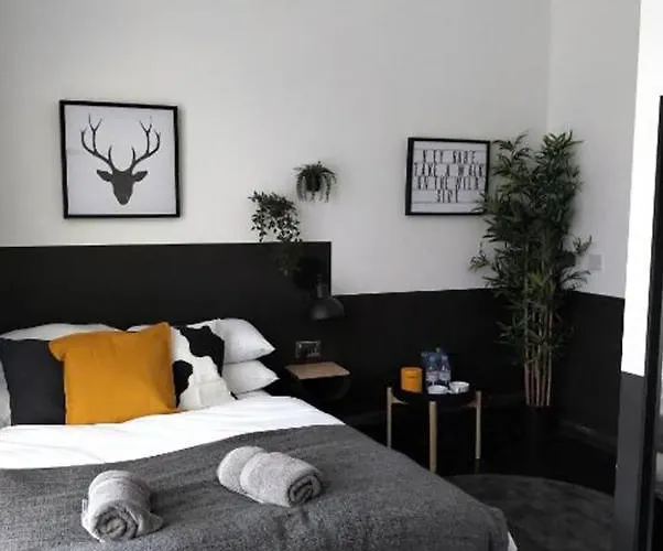 Dictionary , Shoreditch, LondonAirport Hotel